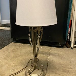 2 matching table lamps